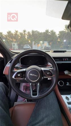 جاكوار إف-بيس